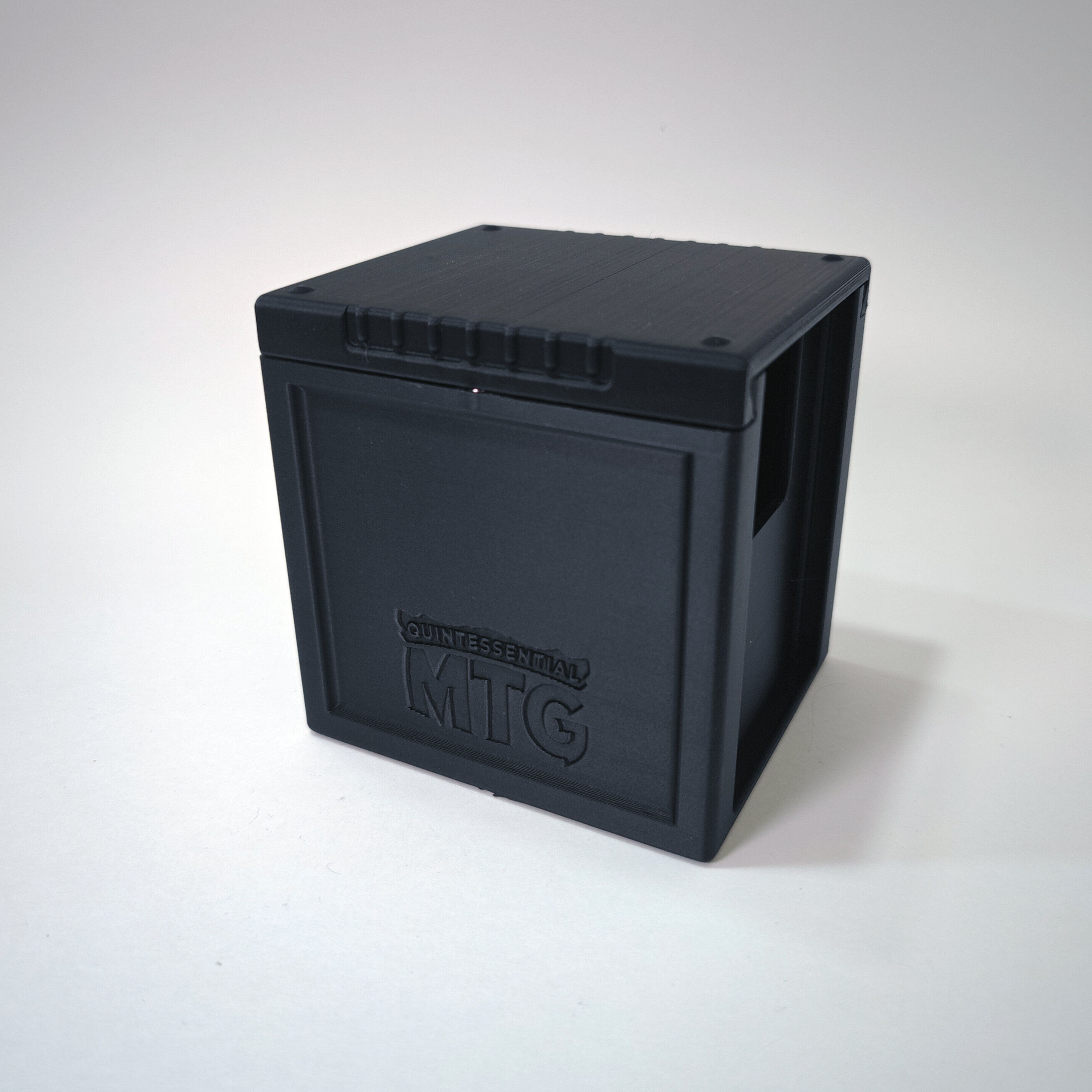 The Quintessential MTG Deckbox