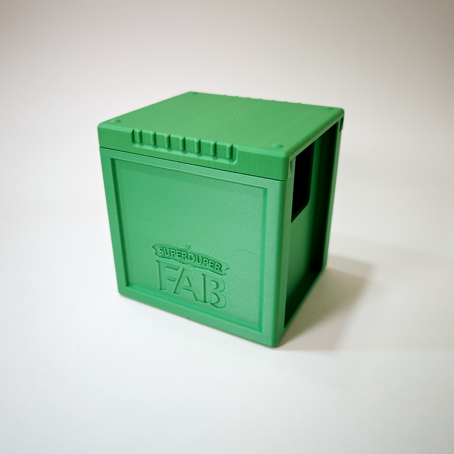 The SuperDuper FaB Deckbox